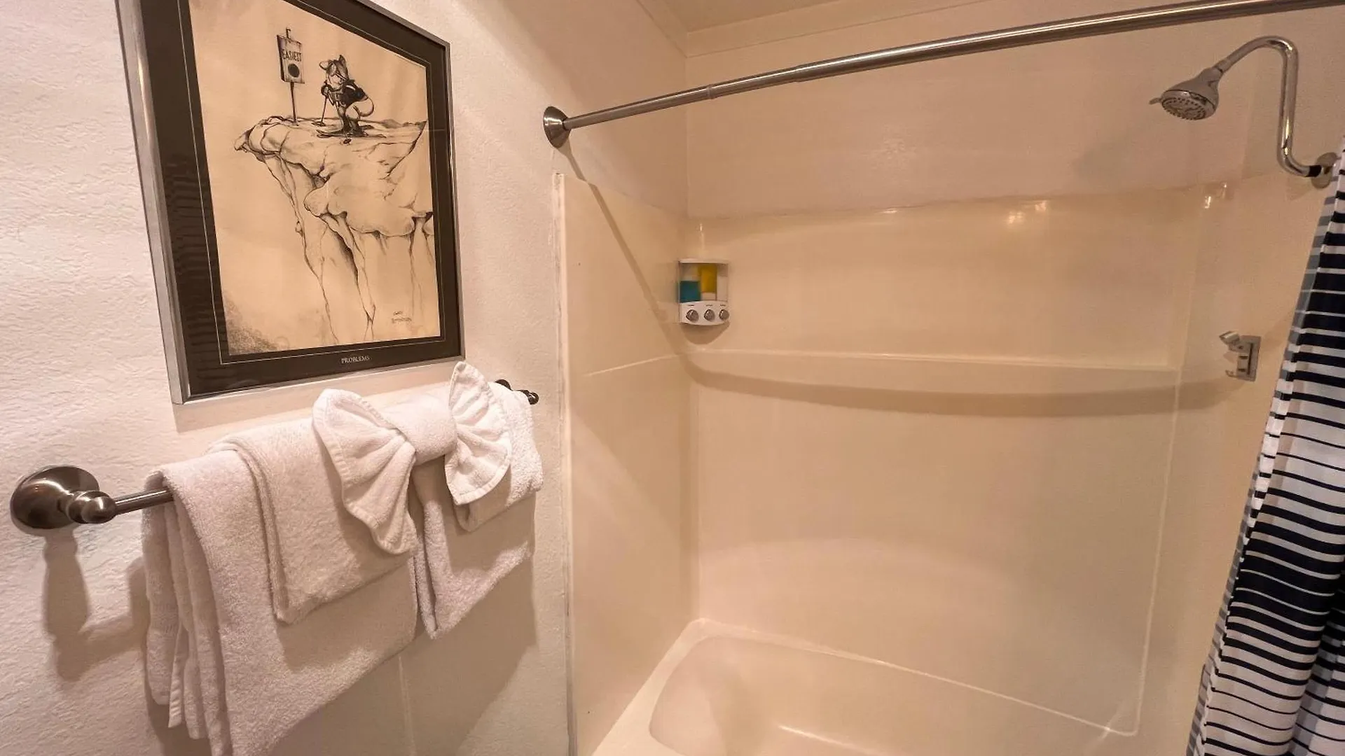 Cozy Studio With Loft At Mammoth Ski & Racquet Club, Hot Tub, Garage, 10 Min Walk To Ski Lifts Mammoth Lakes