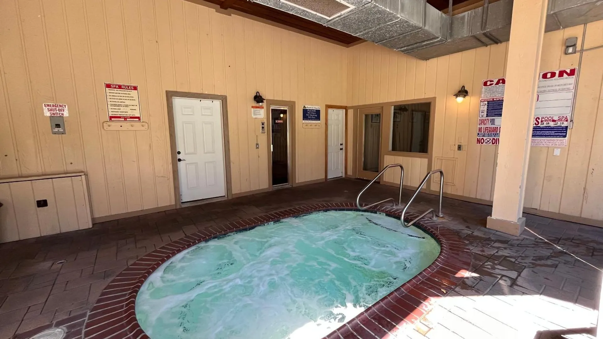 Apartment Cozy Studio With Loft At Mammoth Ski & Racquet Club, Hot Tub, Garage, 10 Min Walk To Ski Lifts Mammoth Lakes United States