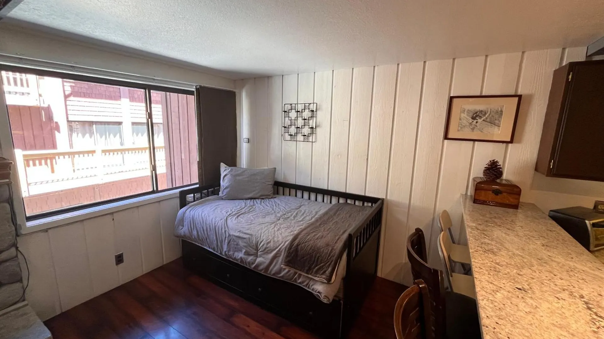 Apartment Cozy Studio With Loft At Mammoth Ski & Racquet Club, Hot Tub, Garage, 10 Min Walk To Ski Lifts Mammoth Lakes