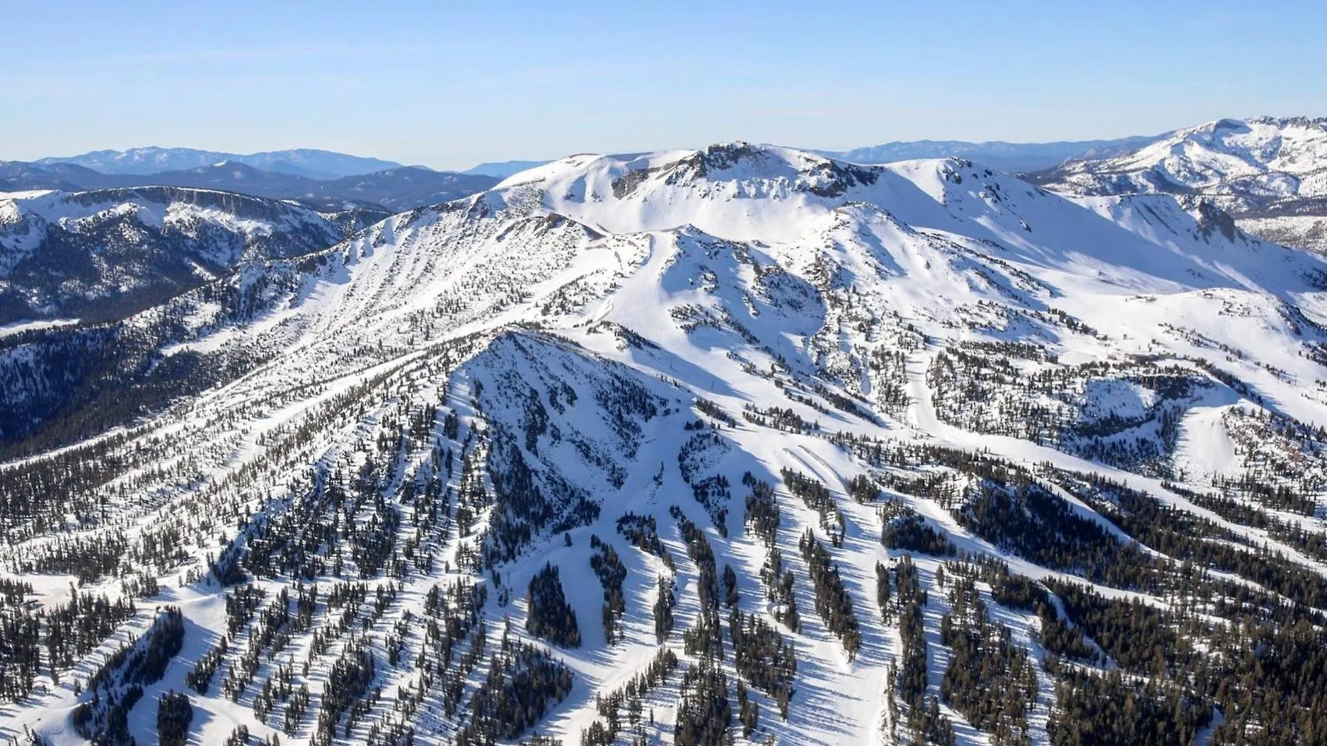 Cozy Studio With Loft At Mammoth Ski & Racquet Club, Hot Tub, Garage, 10 Min Walk To Ski Lifts Mammoth Lakes Apartment